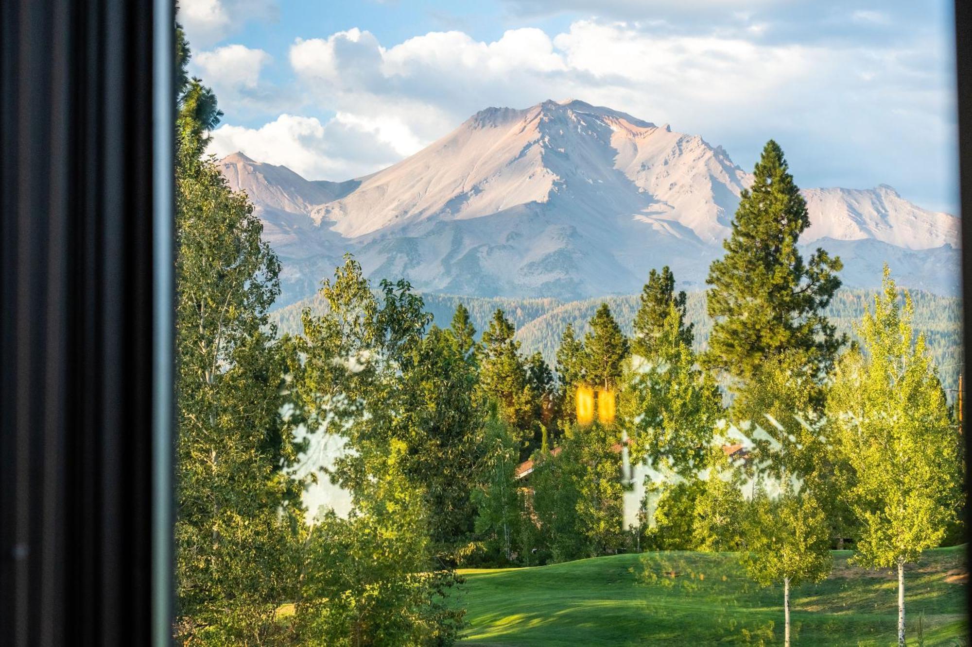 Mount Shasta Resort Eksteriør billede
